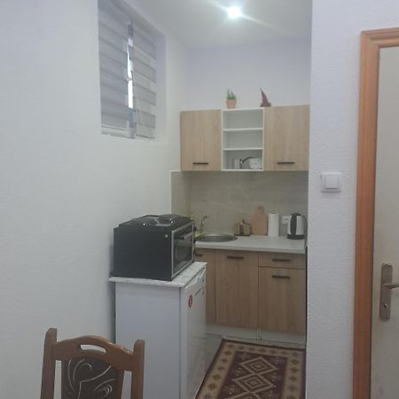 Apartmani Kosjerina Требине Екстериор снимка